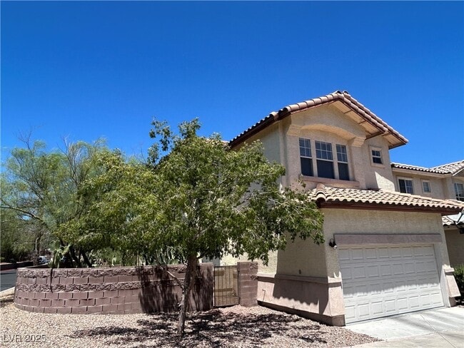 Building Photo - 1200 Valerio Ln
