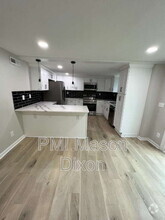 Building Photo - 4003 Schroeder Ave