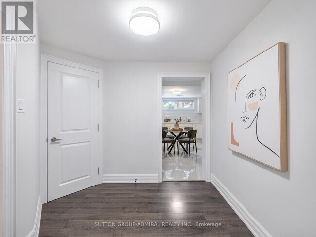 Photo du bâtiment - 10 TERRYDALE--BASEMENT DRIVE