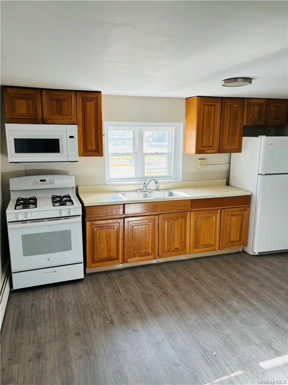 Foto del edificio - 97 Holloran Rd