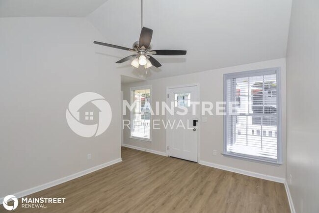 Foto del edificio - 102 Fairview Cir, Ashland City, TN 37015
