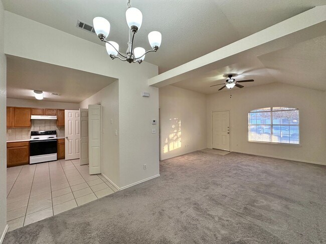 Building Photo - 5007 John David Dr