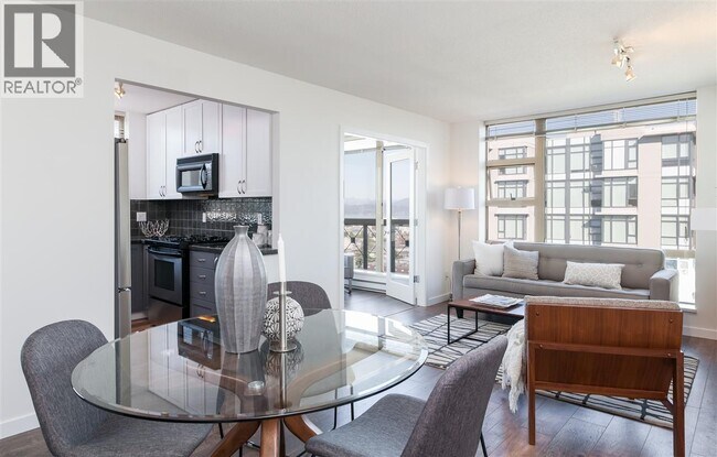 Photo du bâtiment - 1316 W 11th Ave