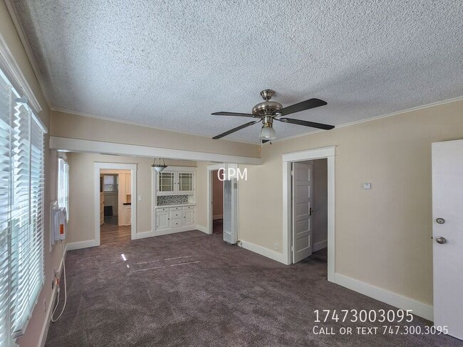 Building Photo - 383 N Wilson Ave