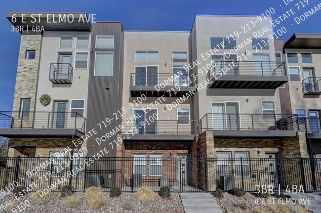 Building Photo - GORGEOUS AND HUGE 3 STORY TOWNHOME IN IVYW...