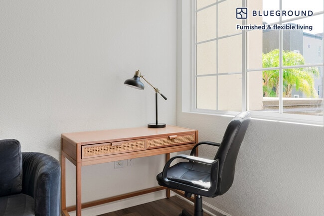 Building Photo - 501 Murphy Ranch Rd