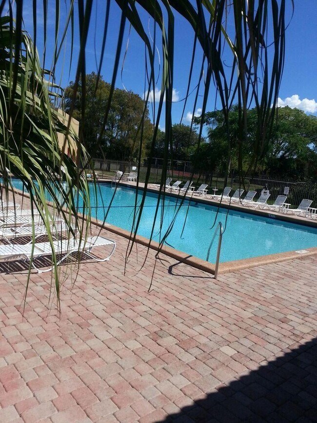 Building Photo - 8385  Trent C Court  Boca Raton Fl 33433