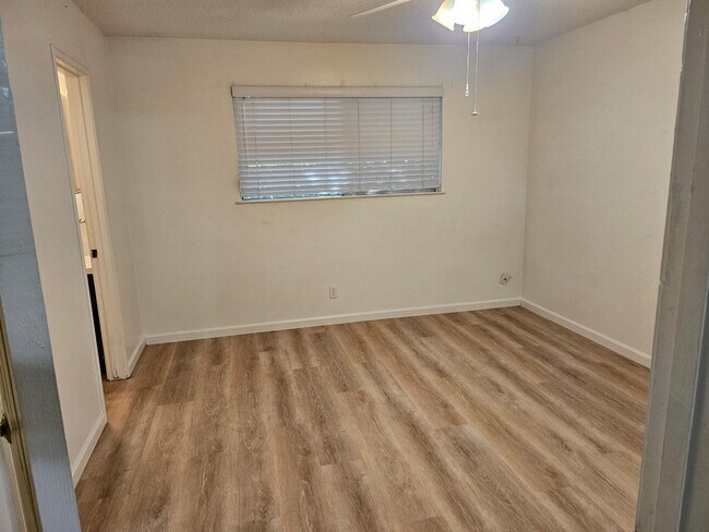 Foto del edificio - 1287 Citrus Ave