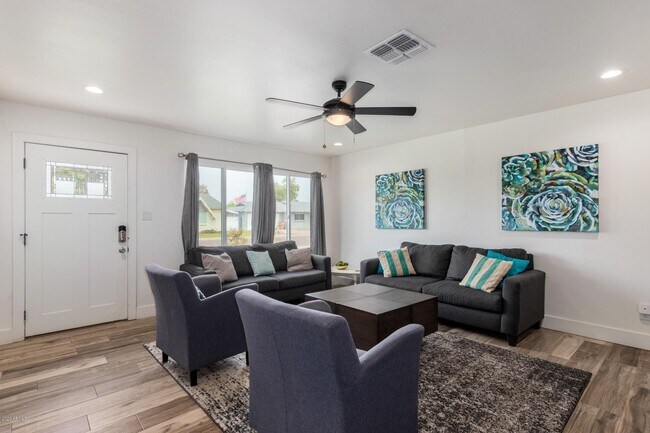 Foto del edificio - 8709 E Terrace Dr