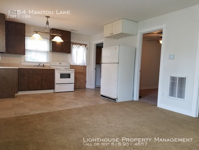 Building Photo - Two Bedroom Cottage in Middleville