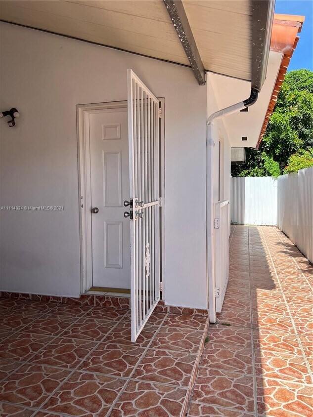 3321 NW 18th St, Miami, FL 33125 House for Rent in Miami, FL