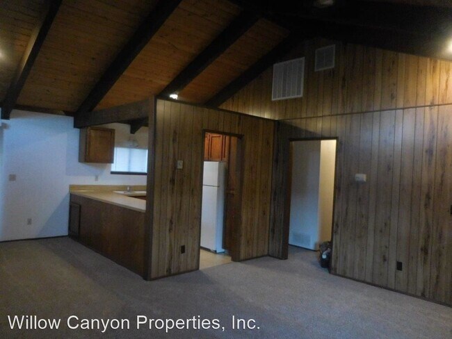 Foto del edificio - 3 br, 2 bath House - 406 NW Birdie Lane