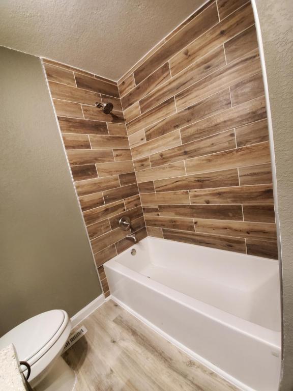 Building Photo - 3338 Roadrunner Trail