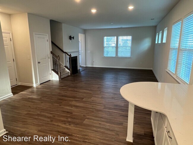 Building Photo - 4 br, 3 bath House - 1037 Bunker Hill Road