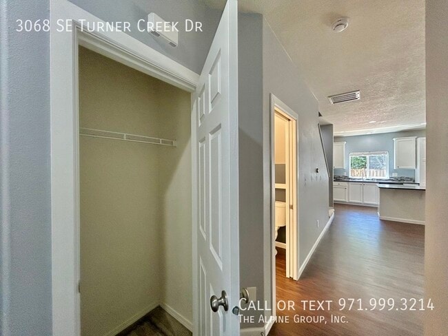 Foto del edificio - 3068 SE Turner Creek Dr