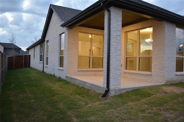 Foto del edificio - 3836 Dahlia Garden Dr