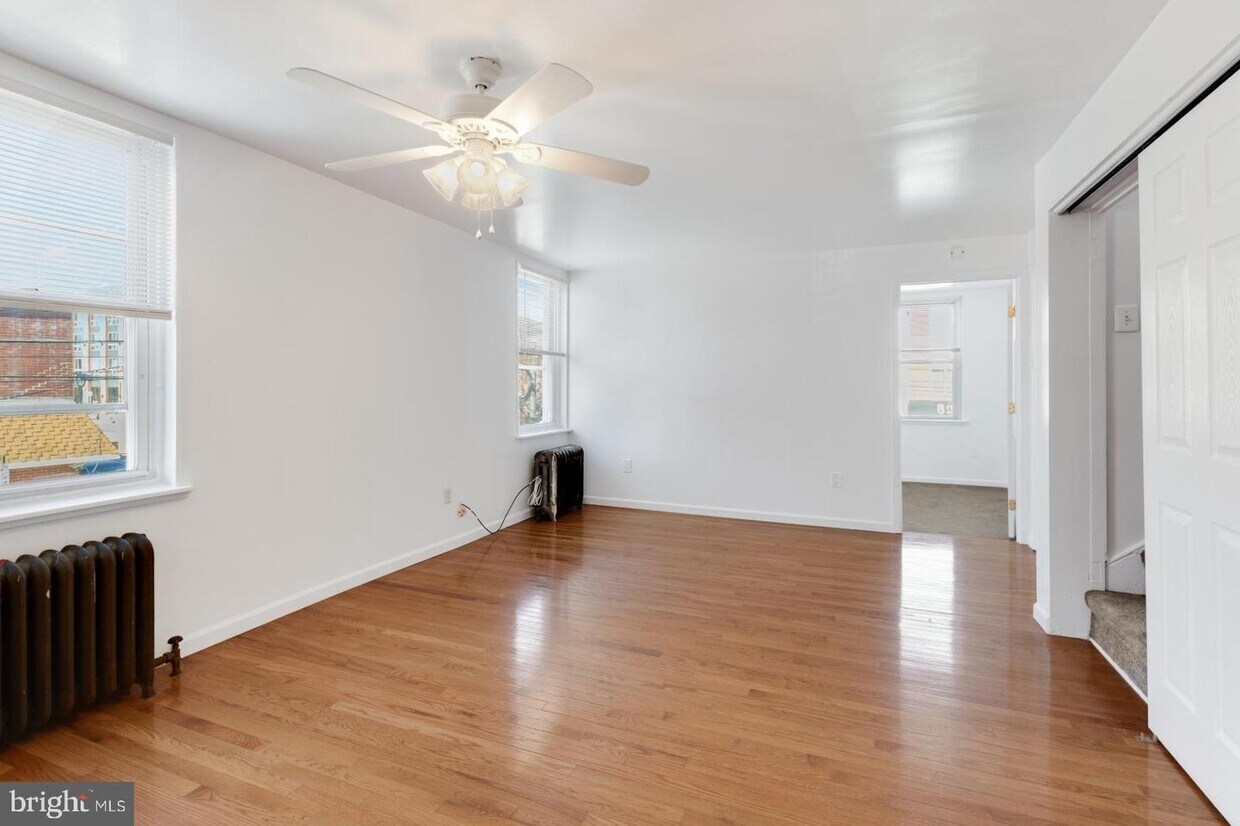 600 E Girard Ave Unit 2, Philadelphia, PA 19125 Room for Rent in