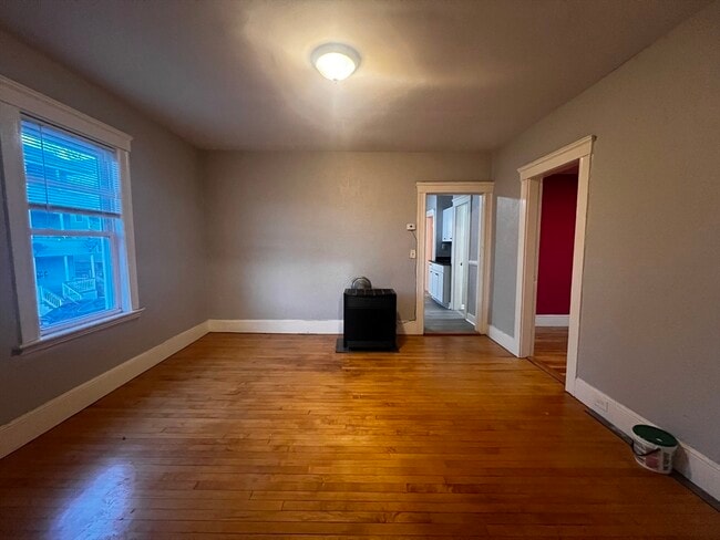 Building Photo - 55 Vernon St