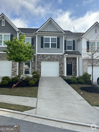 Building Photo - 5320 Barberry Ave