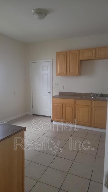 Foto del edificio - 8719 Belfast St