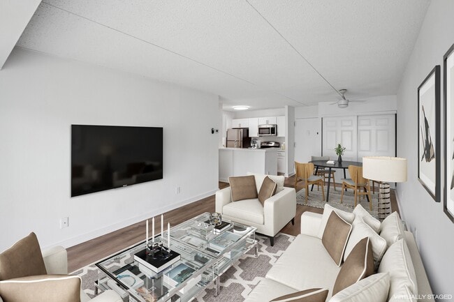 Building Photo - Mason at Van Dorn