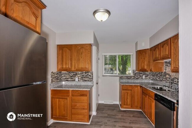 Foto del edificio - 306 S Pam Ave, Saint Charles, MO 63301
