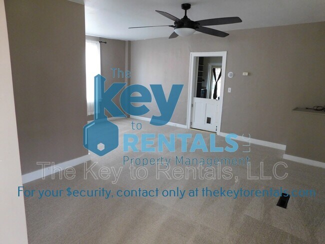 Foto del edificio - 321 N Main St