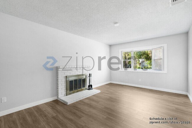 Foto del edificio - 4430 Silverton Way