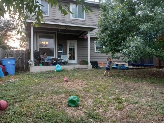 Foto del edificio - 1700 Kemah Dr