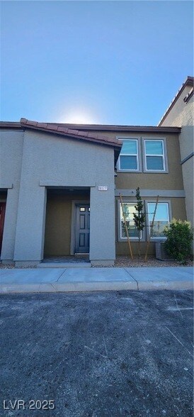 Foto principal - 9127 Rory Storm St