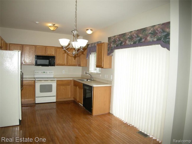 Foto del edificio - 533 Concord Dr