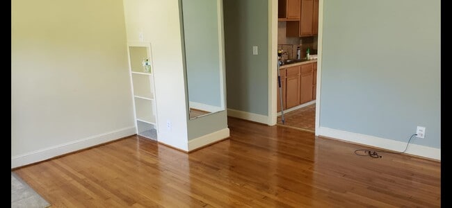 Building Photo - 1201 Highland Ave