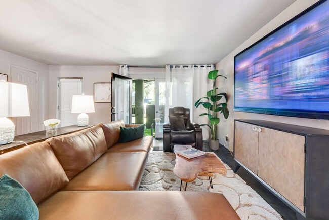 Photo - 6011 Gaston Ave Apartment