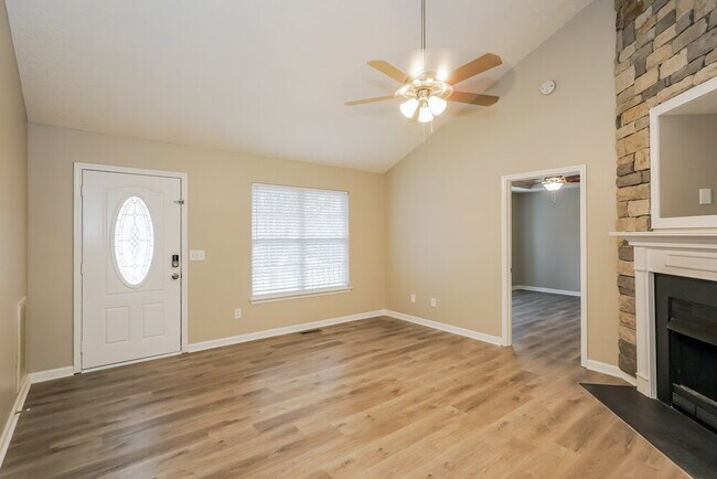 Foto del edificio - 925 Pebble Beach Cir