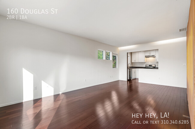 Building Photo - Modern Architectural Duplex | DTLA Views |...