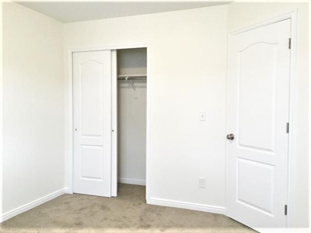 Foto del edificio - 927 W 2400 N St