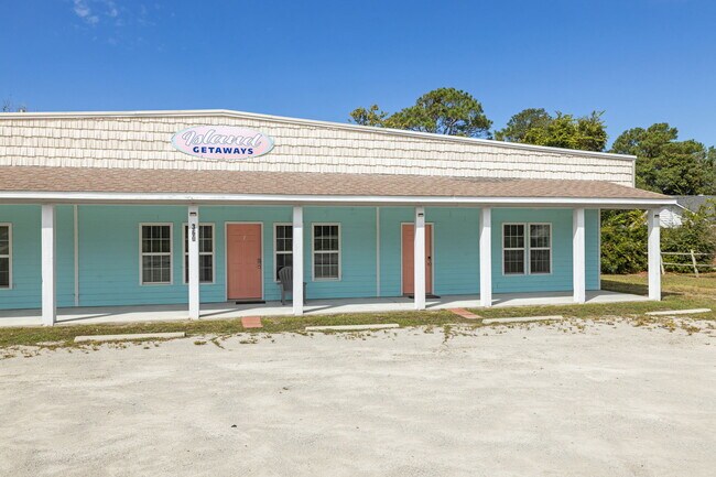 Foto del edificio - 360 Island Rd