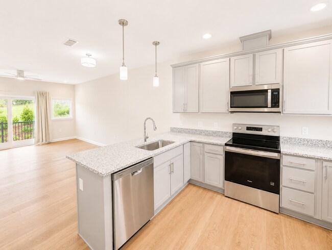 Foto del edificio - New Construction Downtown Asheville Townhouse!