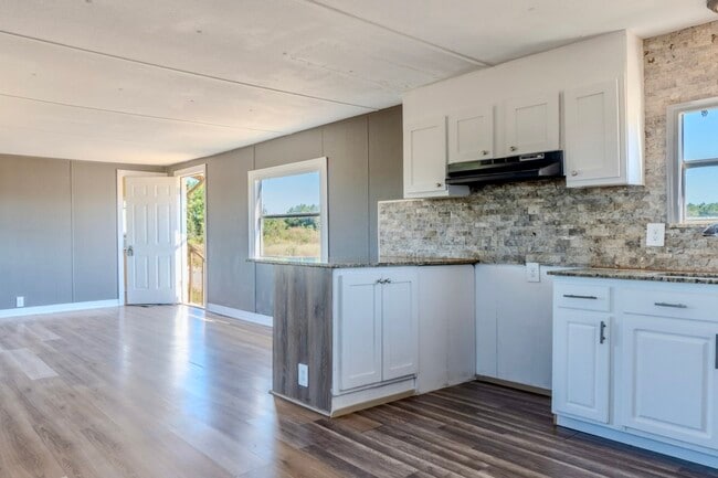 Building Photo - 125 Rd 5814