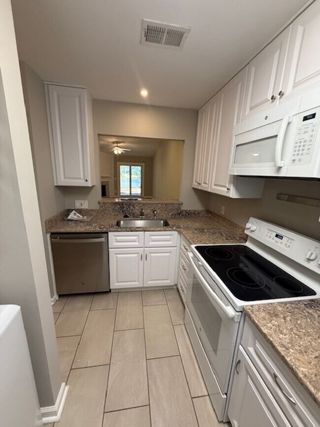 Foto del edificio - Woodlake Villa 213