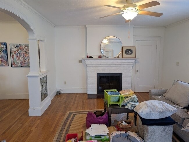 Building Photo - 95 Longfellow Rd