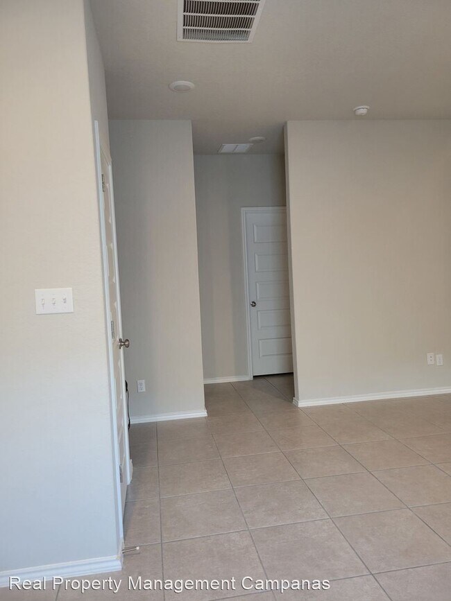 Foto del edificio - 3 br, 2 bath House - 7875 Abbey Pl