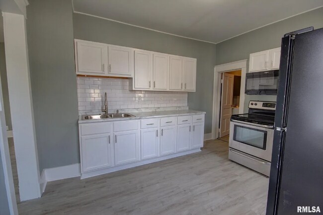 Foto del edificio - 2312 W 1st St