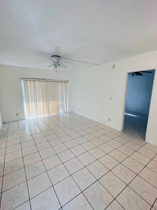 Foto del edificio - 2720 Forest Hills Blvd