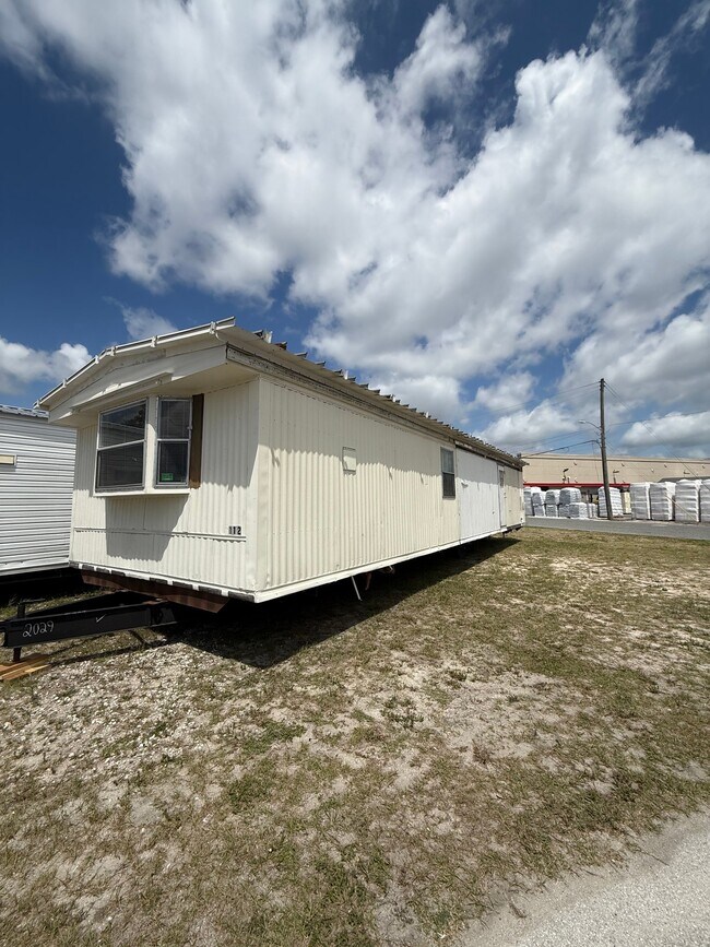 Foto del edificio - 920 Boardwalk Ln