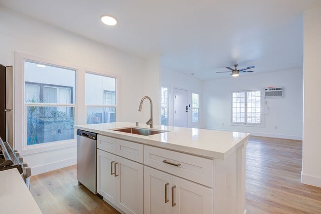 Foto del edificio - Lexington Residences