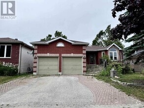 Building Photo - 22 Mapleton Ave