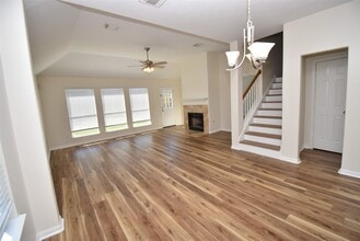 Building Photo - 2427 Teal Run Pl Dr