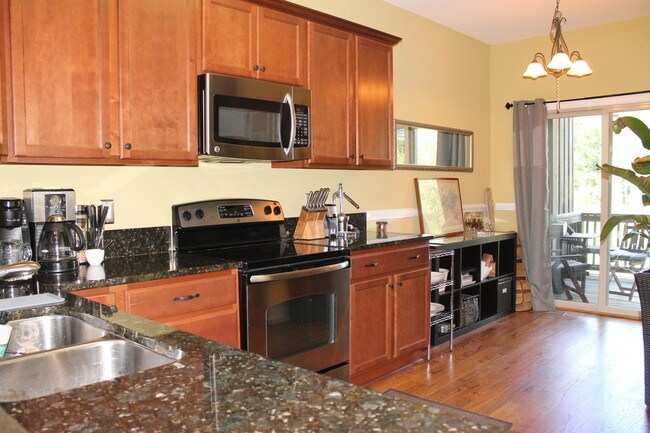 Building Photo - 94 Cypress Cir