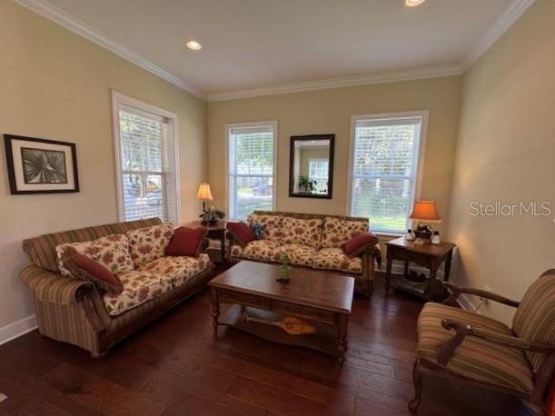 Foto del edificio - 1442 Stickley Ave